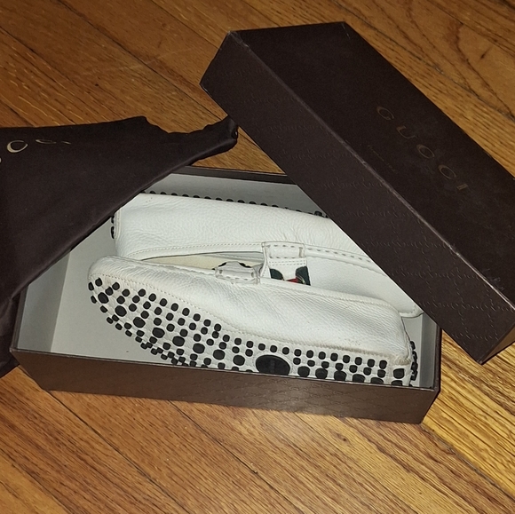 Gucci - Picture 2 of 9